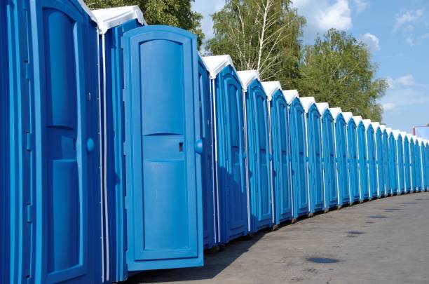 Best Luxury portable toilet rental  in Mason City, IL